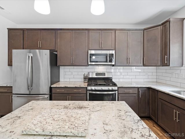6706 Alabaster Ln, North Chesterfield, VA 23234