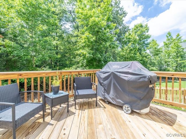 6706 Alabaster Ln, North Chesterfield, VA 23234