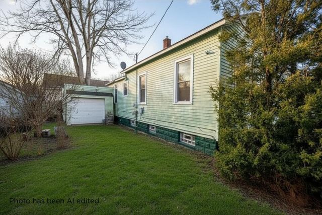 672 E Isabella Avenue, Muskegon, MI 49442