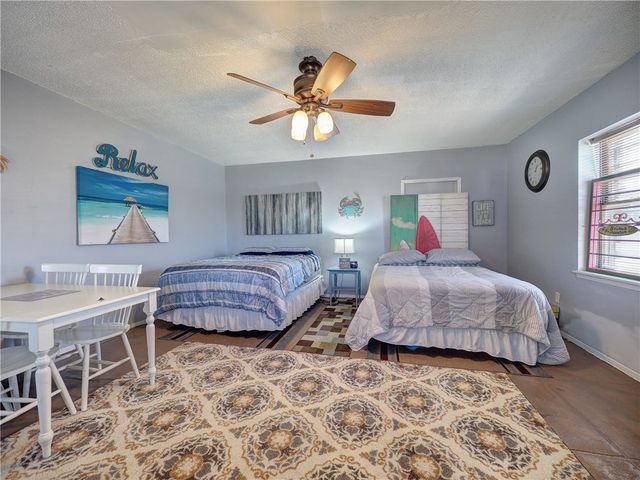 1139 S Houston St, Aransas Pass, TX 78336