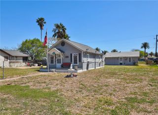 1139 S Houston St, Aransas Pass, TX 78336
