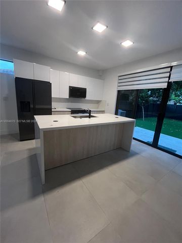 919 NW 55th Street 921, Miami, FL 33127