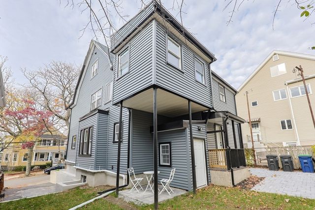 11 Watson St 1, Somerville, MA 02144