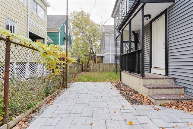 11 Watson St 1, Somerville, MA 02144