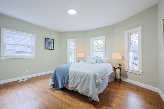11 Watson St 1, Somerville, MA 02144