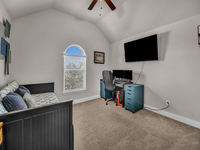 15129 Fleet Hill Road, Weatherford, TX 76008