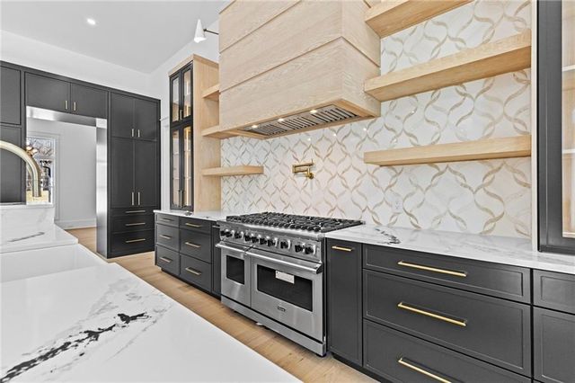 6996 Deaton Henry Road, Flowery Branch, GA 30542