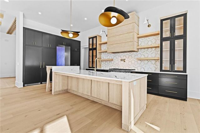 6996 Deaton Henry Road, Flowery Branch, GA 30542