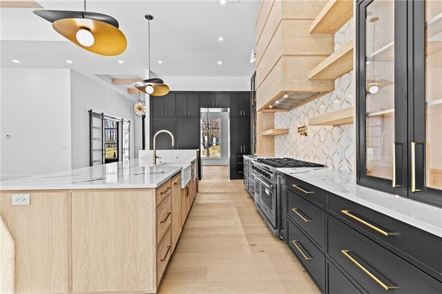 6996 Deaton Henry Road, Flowery Branch, GA 30542