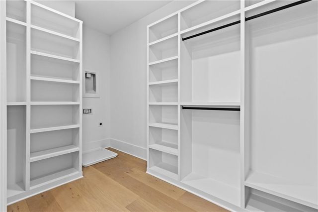 6996 Deaton Henry Road, Flowery Branch, GA 30542