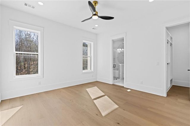 6996 Deaton Henry Road, Flowery Branch, GA 30542