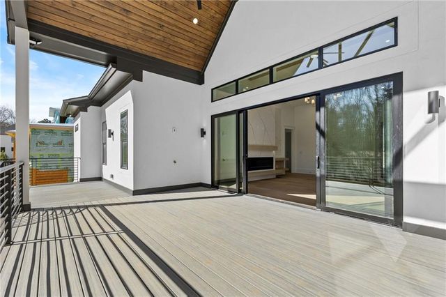 6996 Deaton Henry Road, Flowery Branch, GA 30542