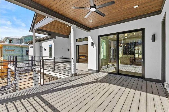 6996 Deaton Henry Road, Flowery Branch, GA 30542