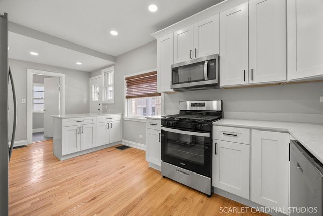 115 W Maple Street, Lombard, IL 60148