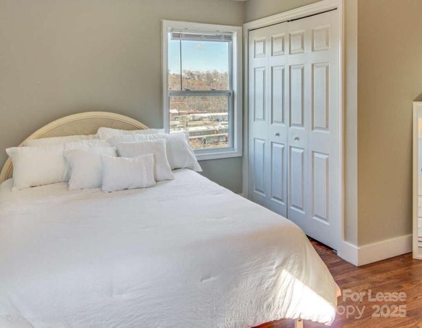 561 Depot Street, Asheville, NC 28801