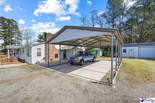 3017 Barrineau Rd, Lake City, SC 29560