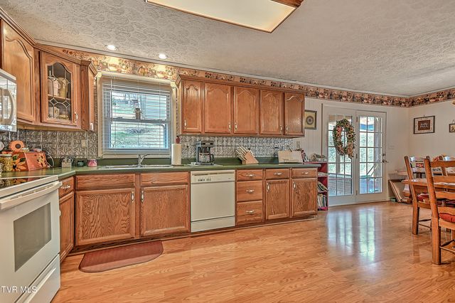 207 Herron Drive, Kingsport, TN 37663