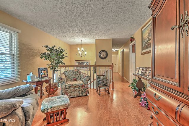 207 Herron Drive, Kingsport, TN 37663