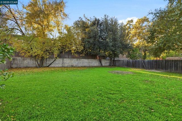 1035 Orange st, Concord, CA 94518