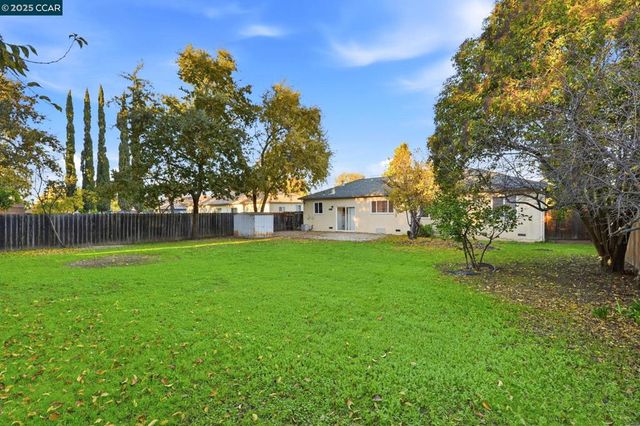 1035 Orange st, Concord, CA 94518