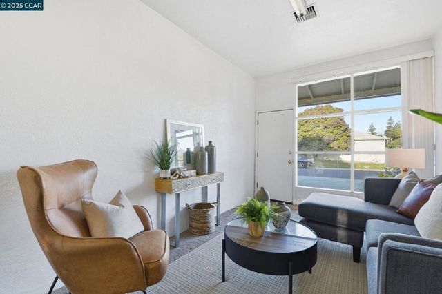 1035 Orange st, Concord, CA 94518