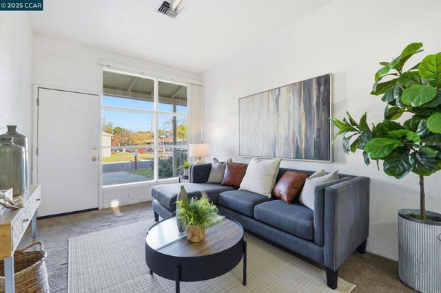 1035 Orange st, Concord, CA 94518