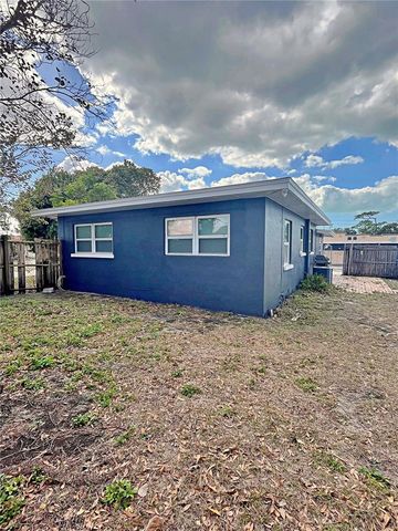 72 LAKE SHORE DRIVE, Palm Harbor, FL 34684