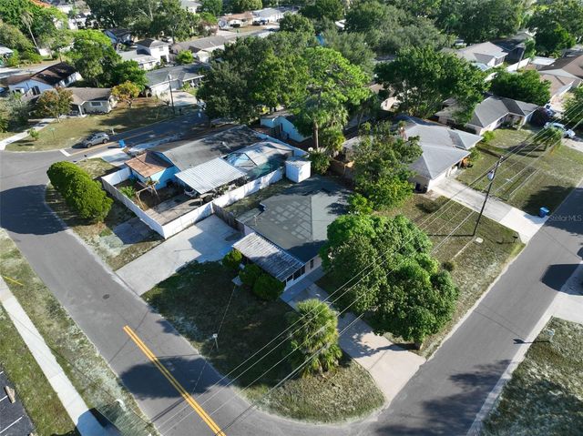 72 LAKE SHORE DRIVE, Palm Harbor, FL 34684