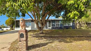 72 LAKE SHORE DRIVE, Palm Harbor, FL 34684