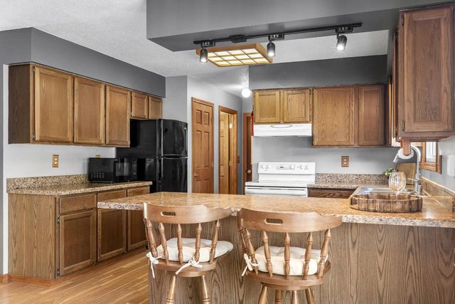 1527 Holley STREET, Holmen, WI 54636