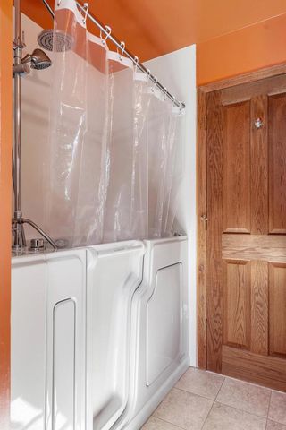 1527 Holley STREET, Holmen, WI 54636