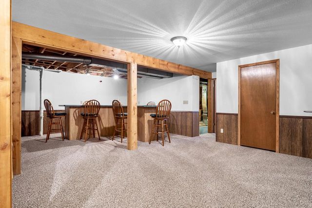 1527 Holley STREET, Holmen, WI 54636