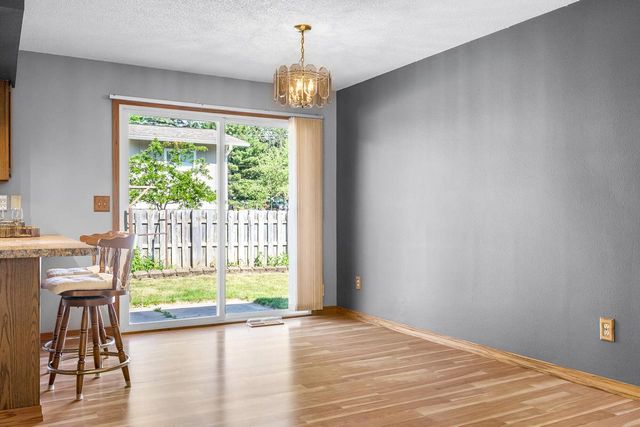 1527 Holley STREET, Holmen, WI 54636