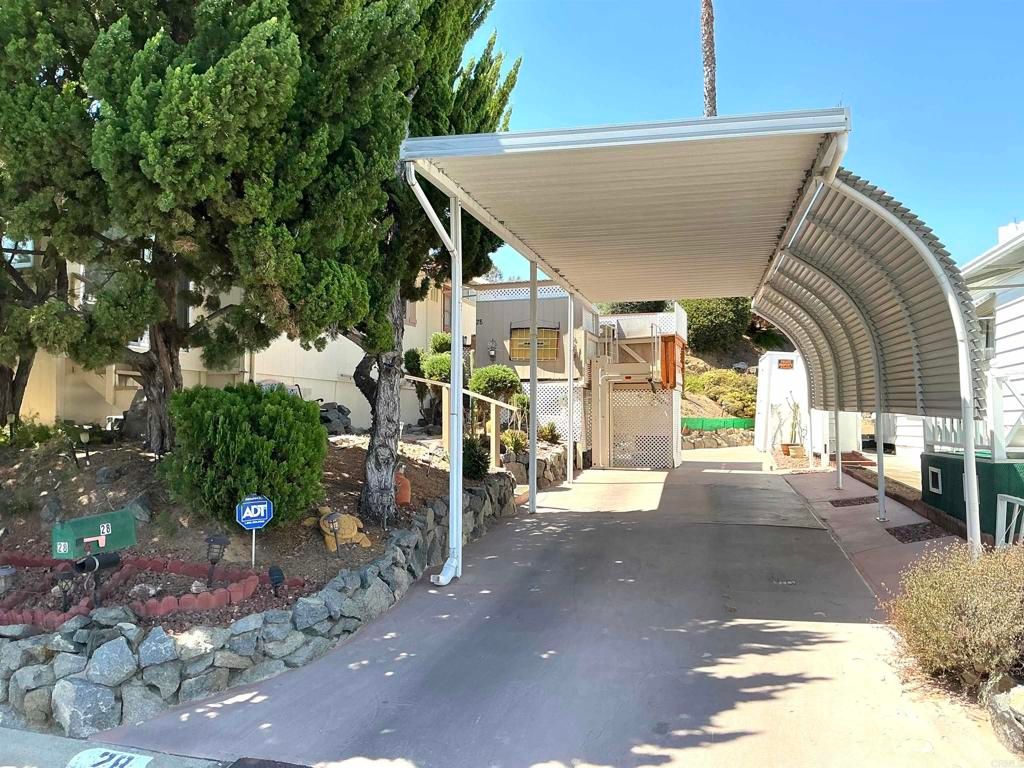 955 Howard 28, Escondido, CA 92029 — exterior