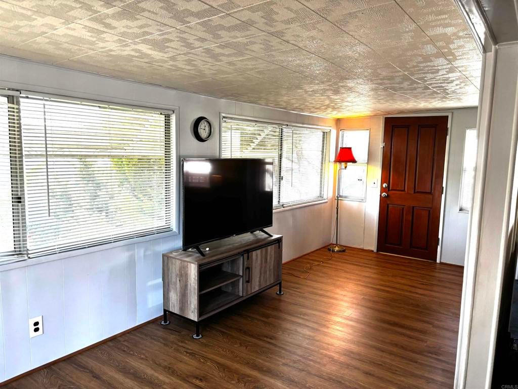 955 Howard 28, Escondido, CA 92029 — photo 5