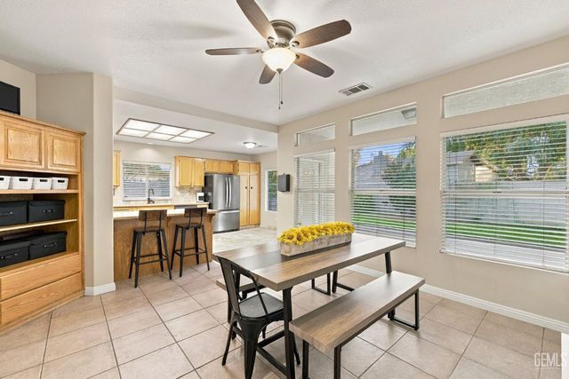 6705 Tiber River Lane, Bakersfield, CA 93308