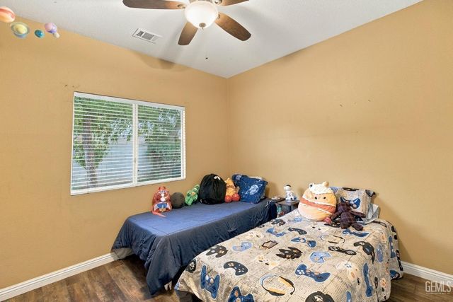 6705 Tiber River Lane, Bakersfield, CA 93308