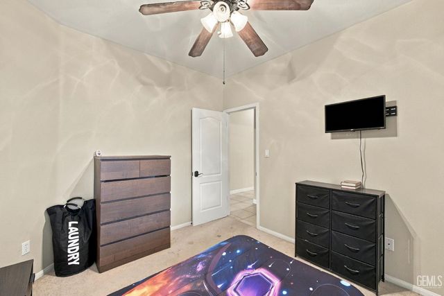 6705 Tiber River Lane, Bakersfield, CA 93308