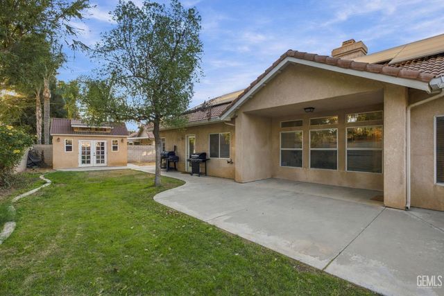 6705 Tiber River Lane, Bakersfield, CA 93308