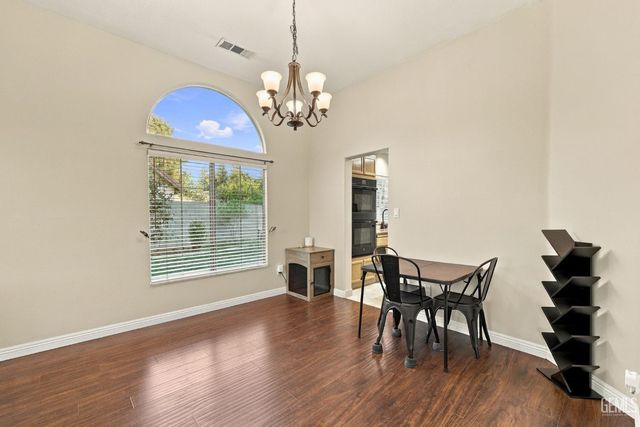 6705 Tiber River Lane, Bakersfield, CA 93308