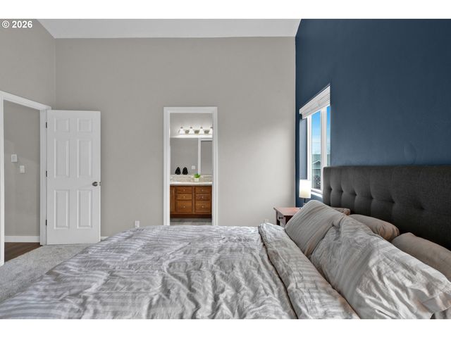 6050 PEBBLE Ct, Springfield, OR 97478