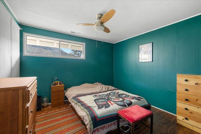 345 Carmen Road, Talent, OR 97540