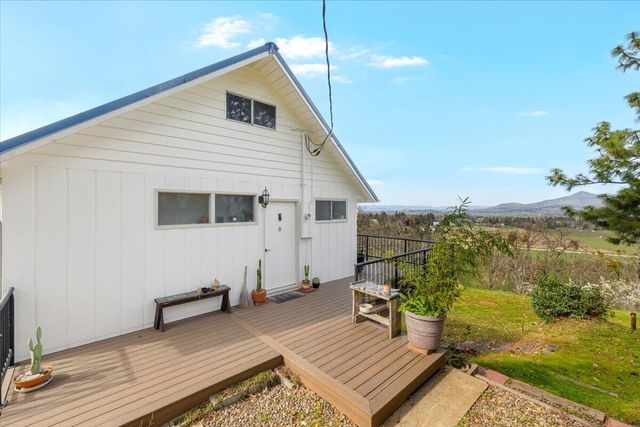 345 Carmen Road, Talent, OR 97540