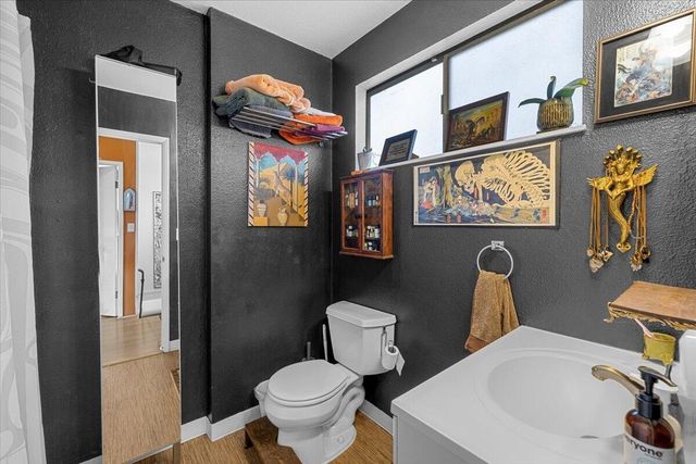 345 Carmen Road, Talent, OR 97540