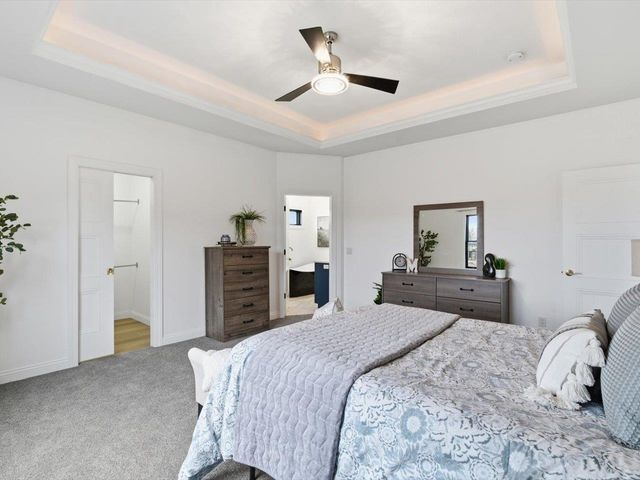 6817 Timber Court, Bettendorf, IA 52722