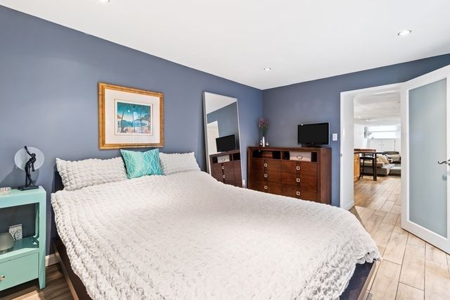92 Green St 1, Boston, MA 02129