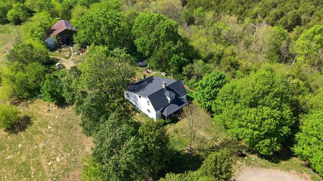 1092 Bushtown Road, Harrodsburg, KY 40330
