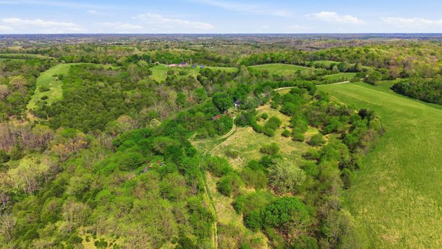 1092 Bushtown Road, Harrodsburg, KY 40330