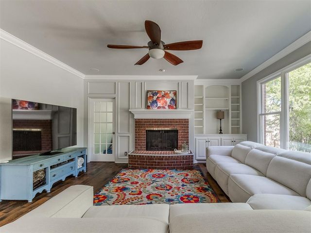 433 Hollowdale, Edmond, OK 73003