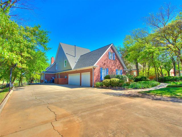 433 Hollowdale, Edmond, OK 73003